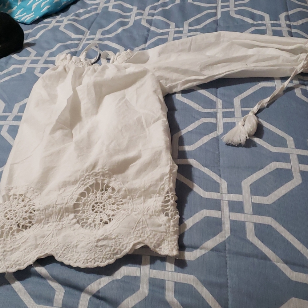 Top - Picture 2 of 2